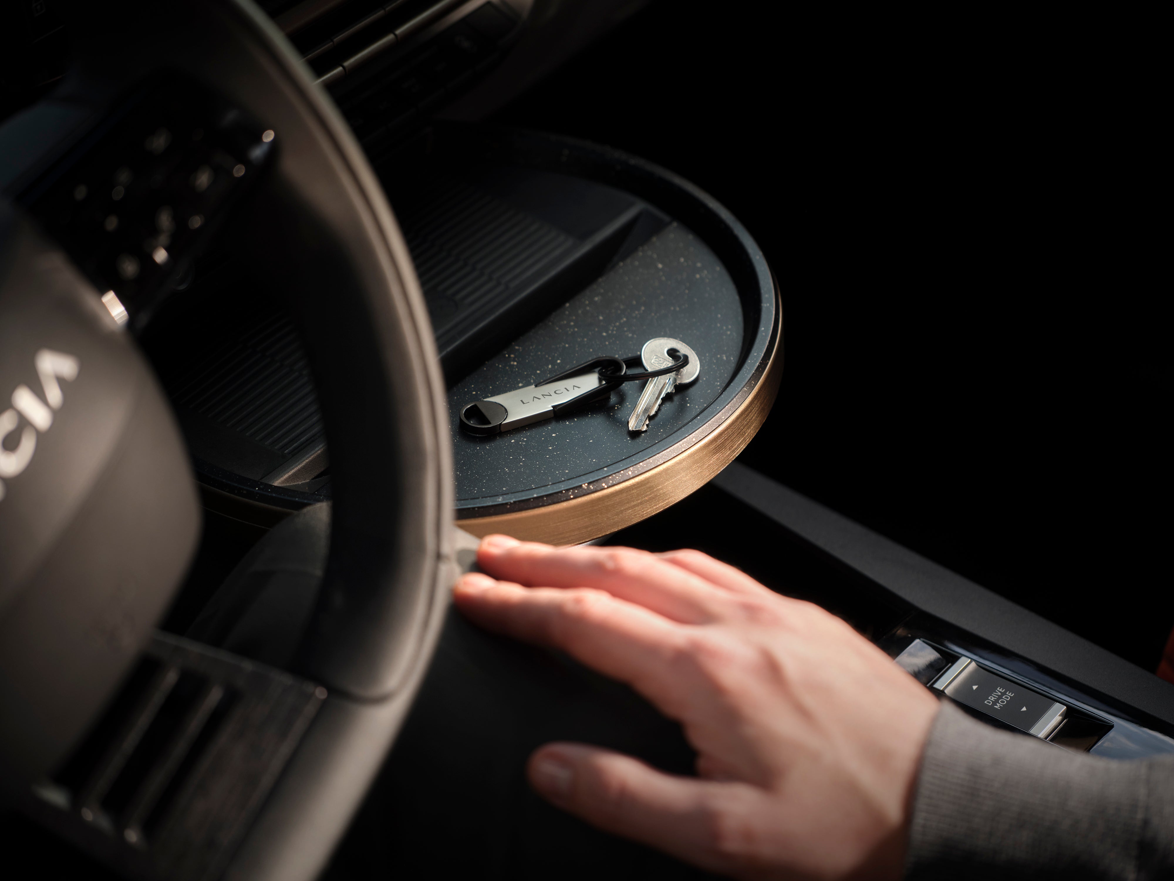 MAGNET KEYRING CORE
